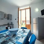 Casa Degli Aranci - Blu Semesterbostad *